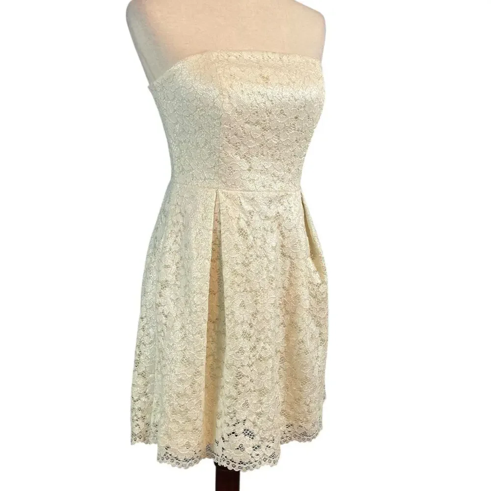 Lilly Pulitzer Marielle Ivory Shimmer Lace Strapless Fit Flare Dress Size 4 - Picture 4 of 8